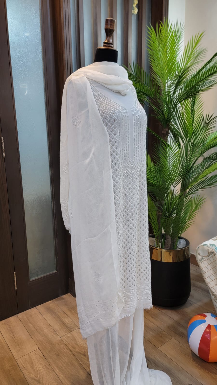 Kamdani mukaish work Color white only (Dyeable)  2 piece