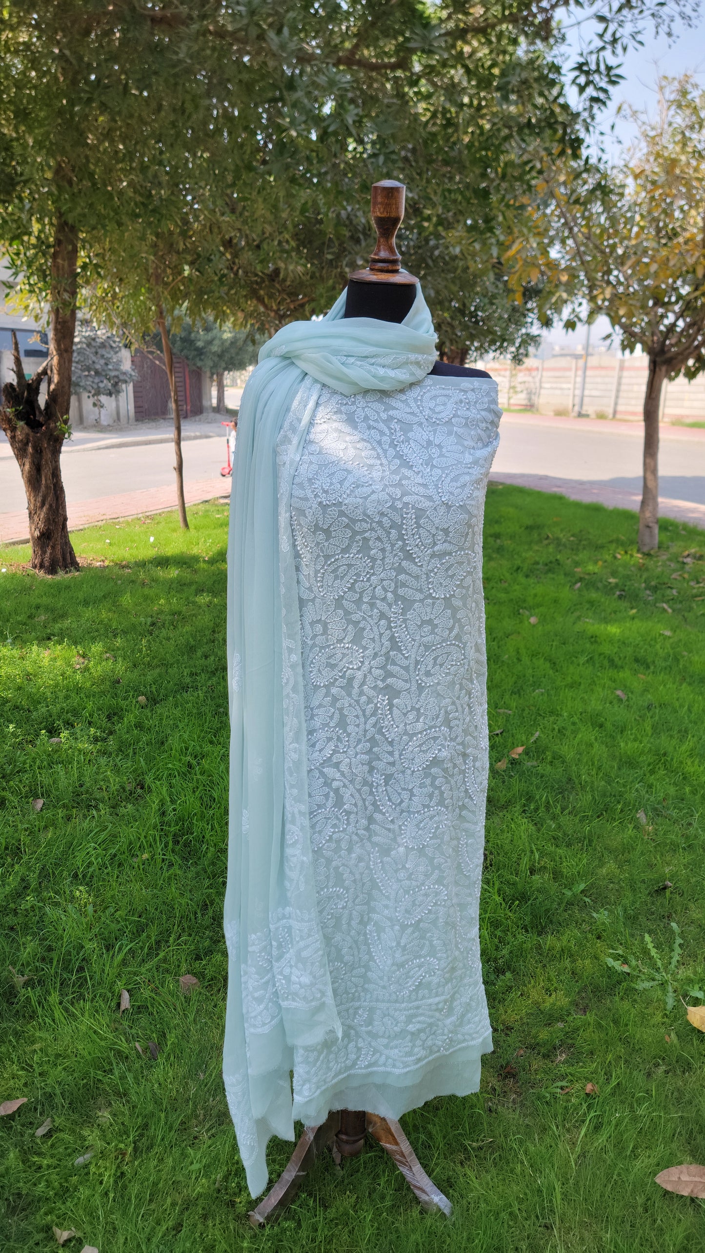Chikankari Full Jaal work